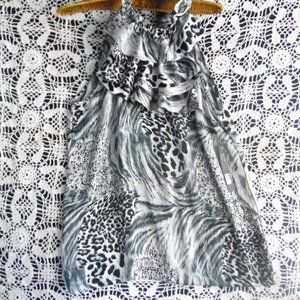 Blouse By Miland Adult L (295bobt) preowned but NWT.  new condition